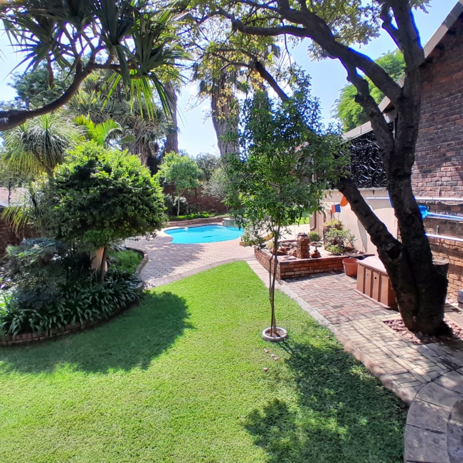 3 Bedroom Property for Sale in Safari Gardens North West